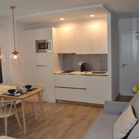 Apartment Carmen Del Cadi *