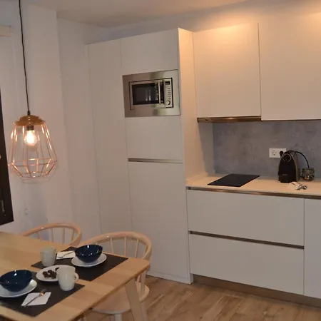 Apartment Carmen Del Cadi *