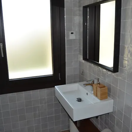 Apartment Carmen Del Cadi *