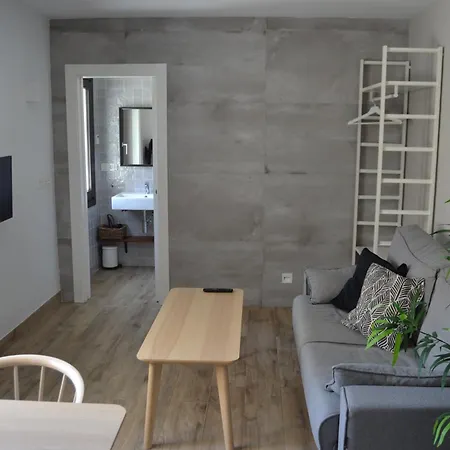 Carmen Del Cadi Apartment *