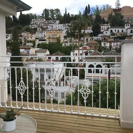 Carmen Del Cadi *