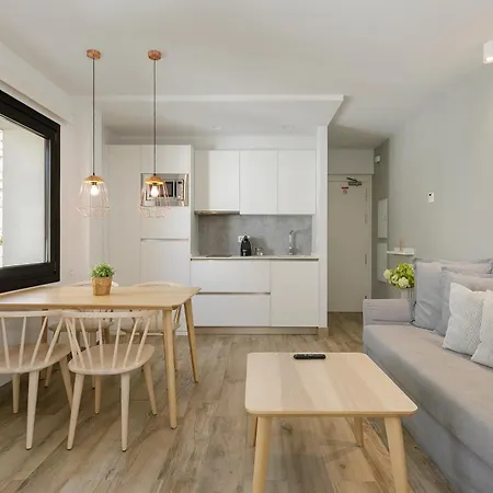 Carmen Del Cadi Apartman