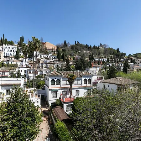 Carmen Del Cadi Granada